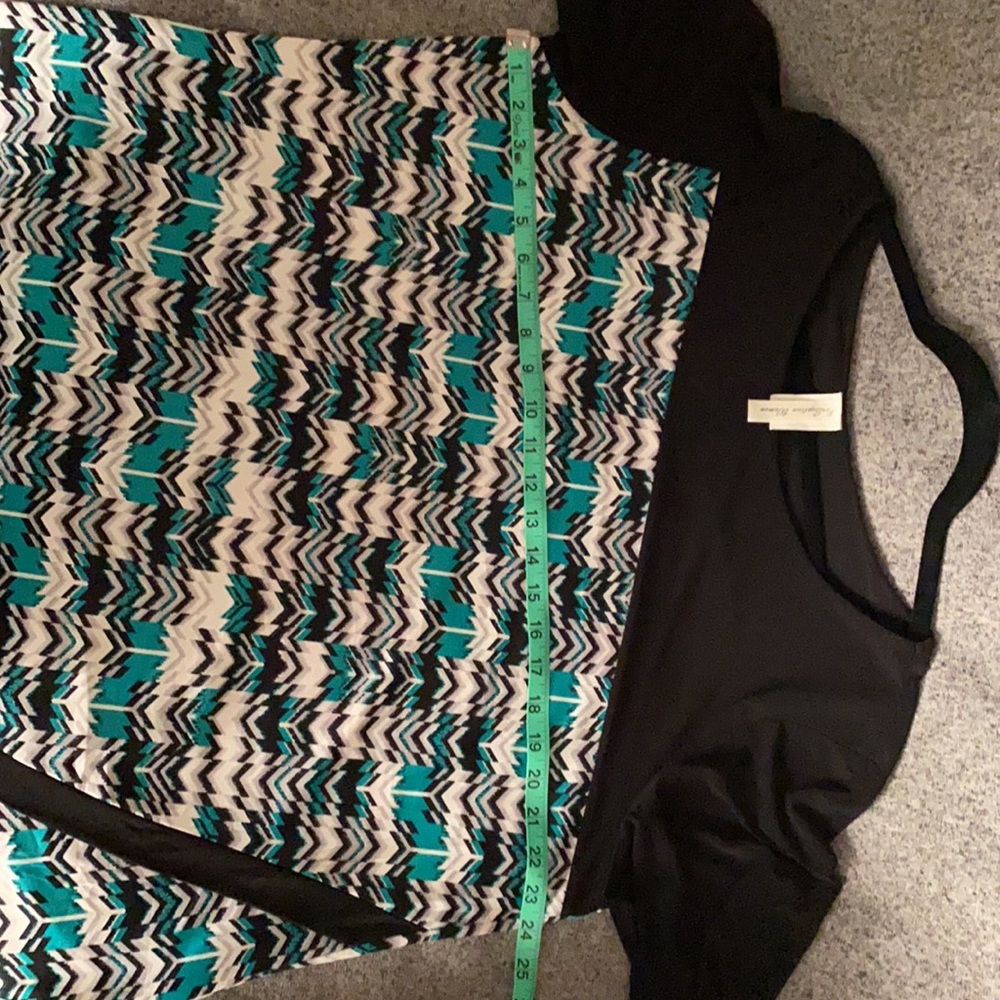 PerSeption Geometric Tunic - Picture 7 of 8